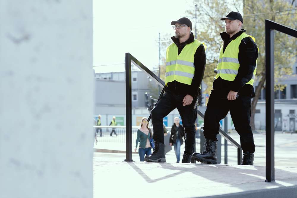 24-7 Sicherheit Bielefeld - Kommunale Unterstützung